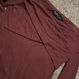 Maroon off the shoulder Abercrombie sweater